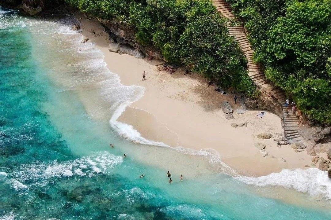 Greenbowl Beach Bali